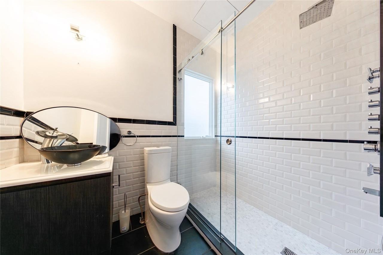 2310 Dogwood St - Photo 6 of 13