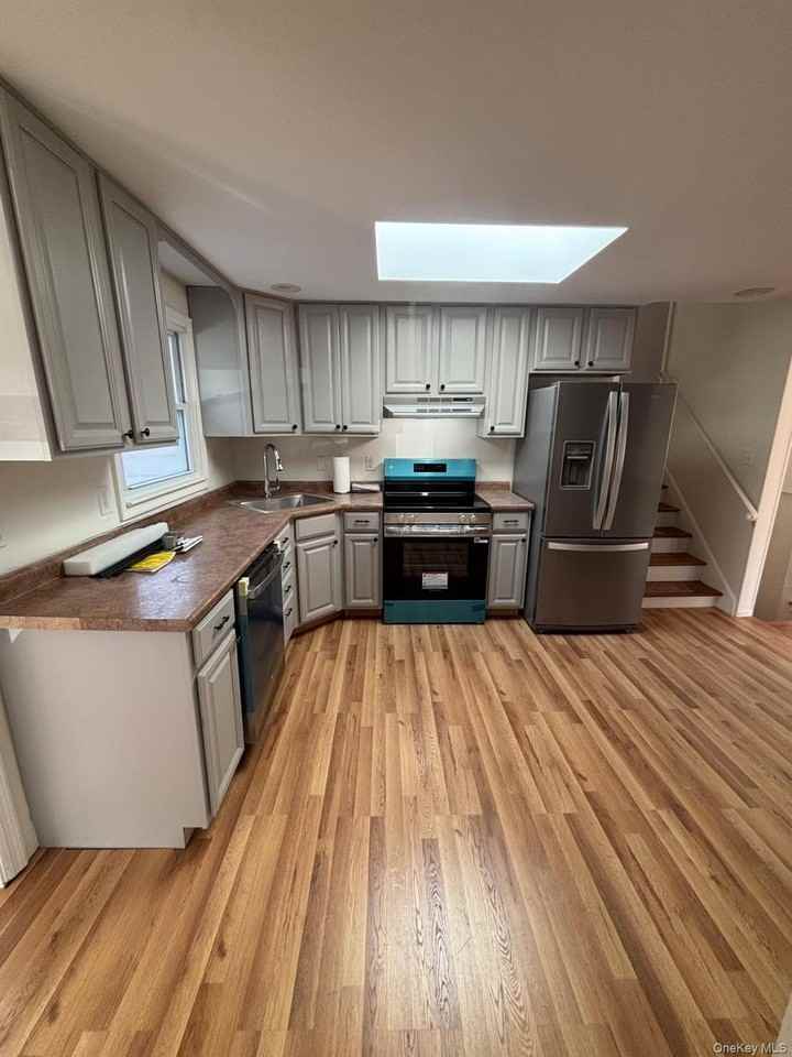 21 Chateau Dr - Photo 3 of 15