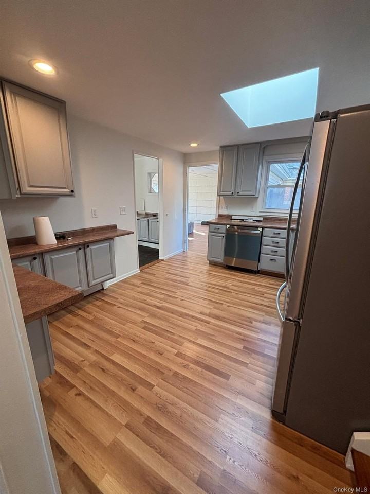 21 Chateau Dr - Photo 4 of 15