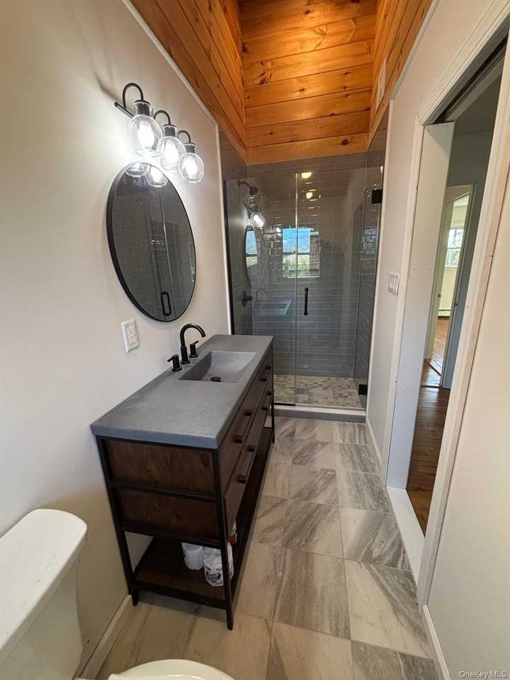 21 Chateau Dr - Photo 7 of 15