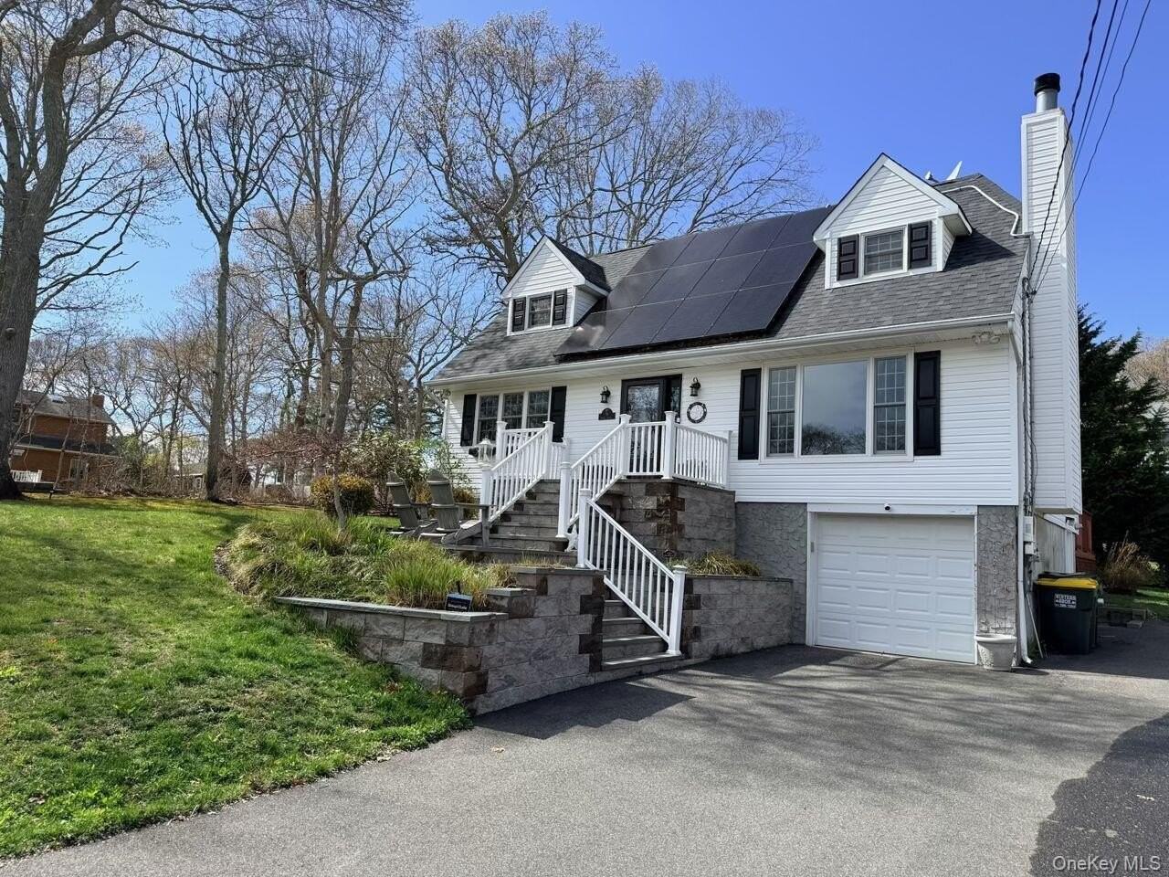58 Ocean Ave - Photo 3 of 25