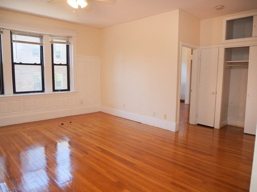 Beacon St #33 - Photo 3 of 7
