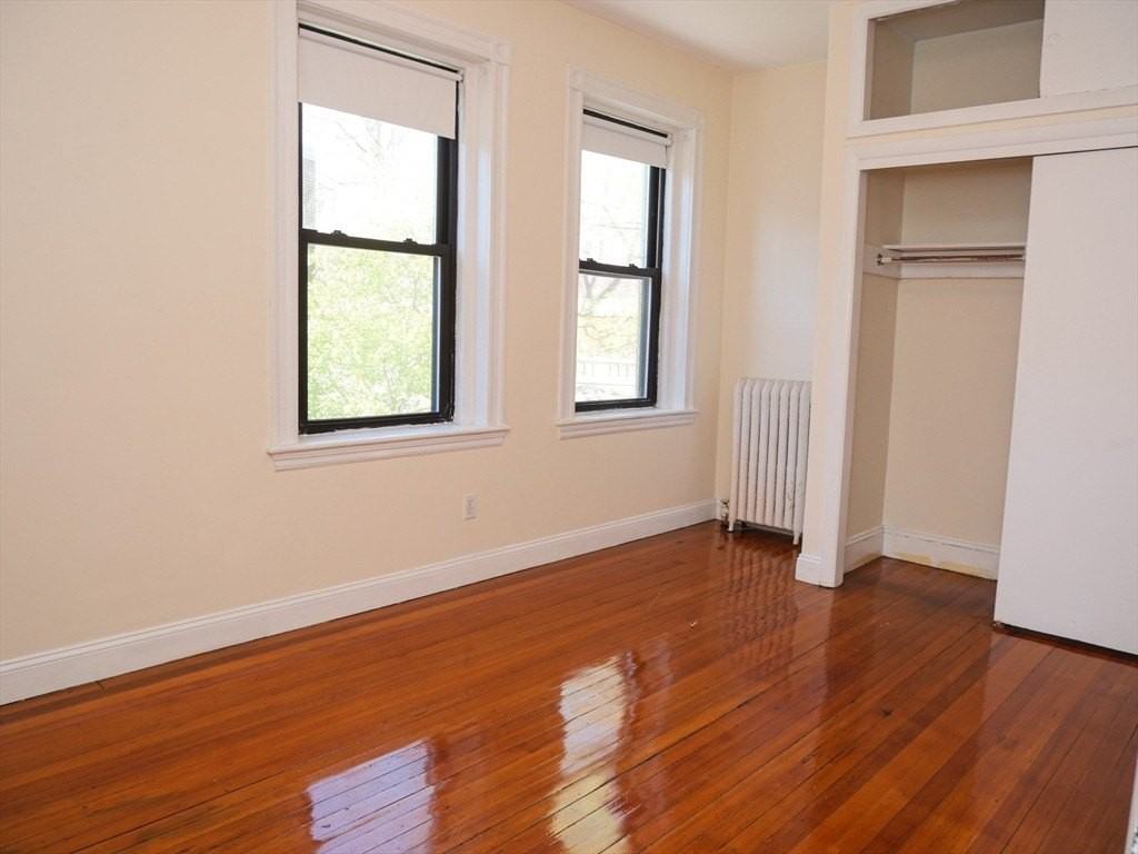 Beacon St #33 - Photo 4 of 7