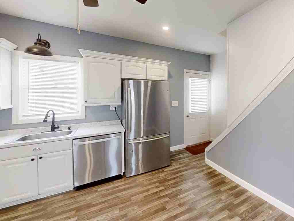 5 Alder St #5 - Photo 3 of 15