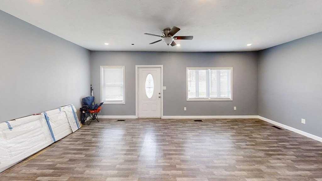 5 Alder St #5 - Photo 5 of 15