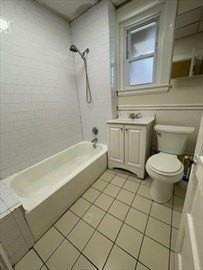 15 Lynde St #17 - Photo 5 of 8