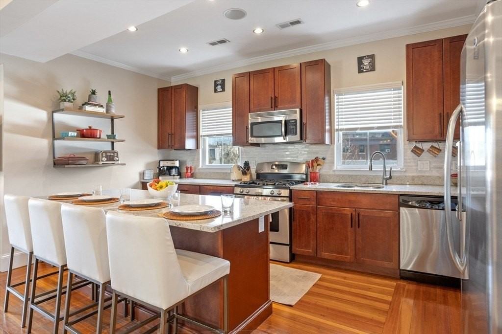 200 Emerson St #3PH - Photo 2 of 24