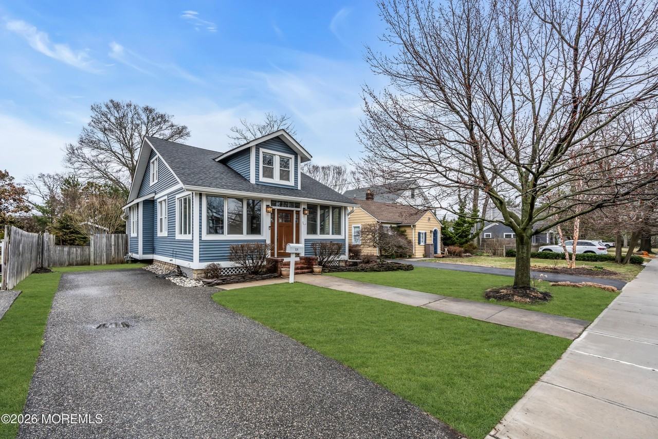 524 Fisk Ave - Photo 3 of 33