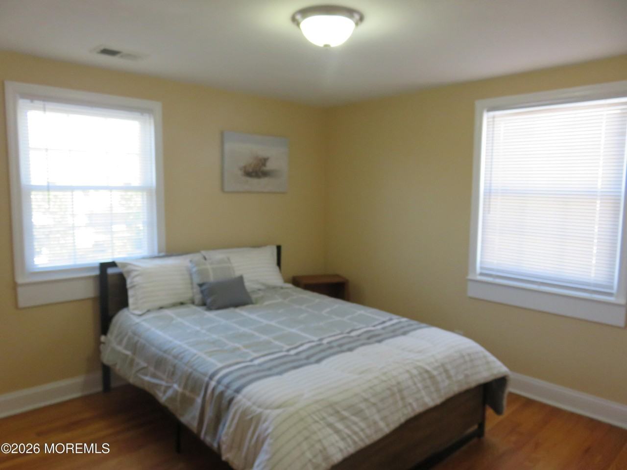 403 2nd Ave - Photo 4 of 8