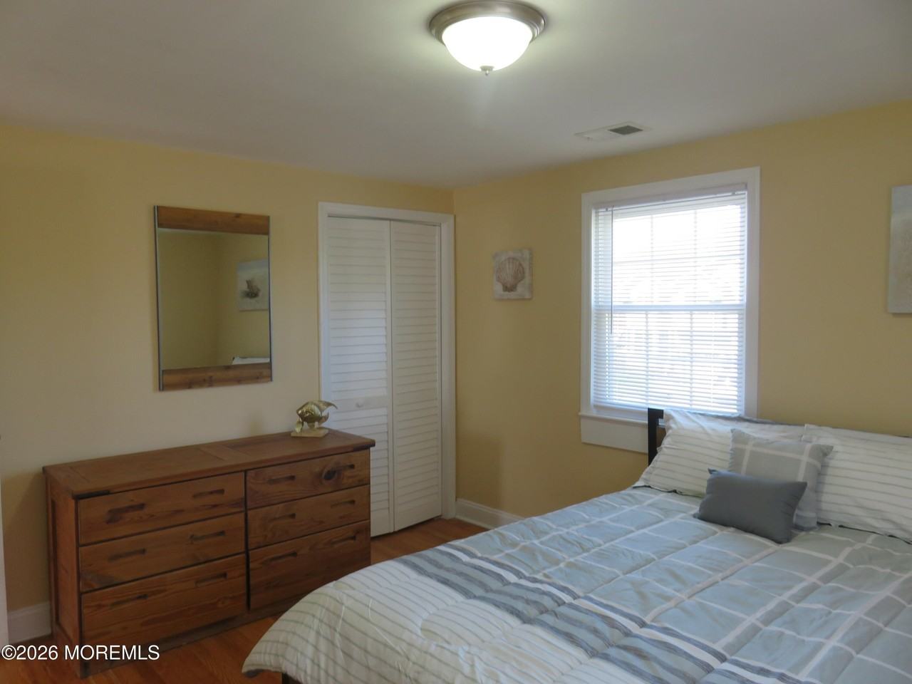 403 2nd Ave - Photo 5 of 8