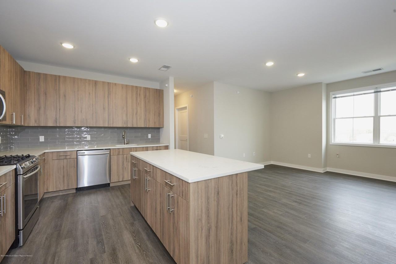 92 Drs James Parker Blvd #101 - Photo 4 of 10