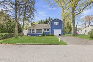 featured image of 5 Rickard Ct