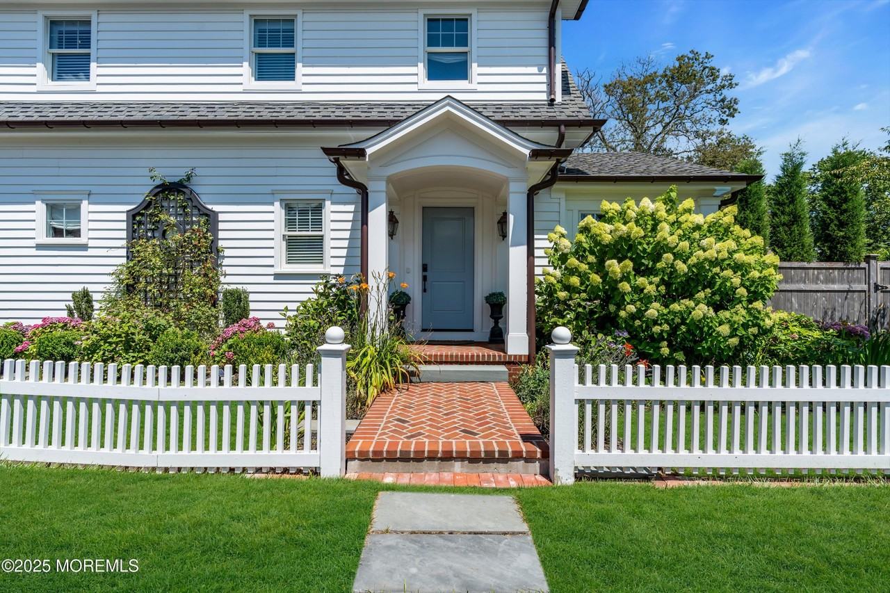 15 West St - Photo 4 of 47