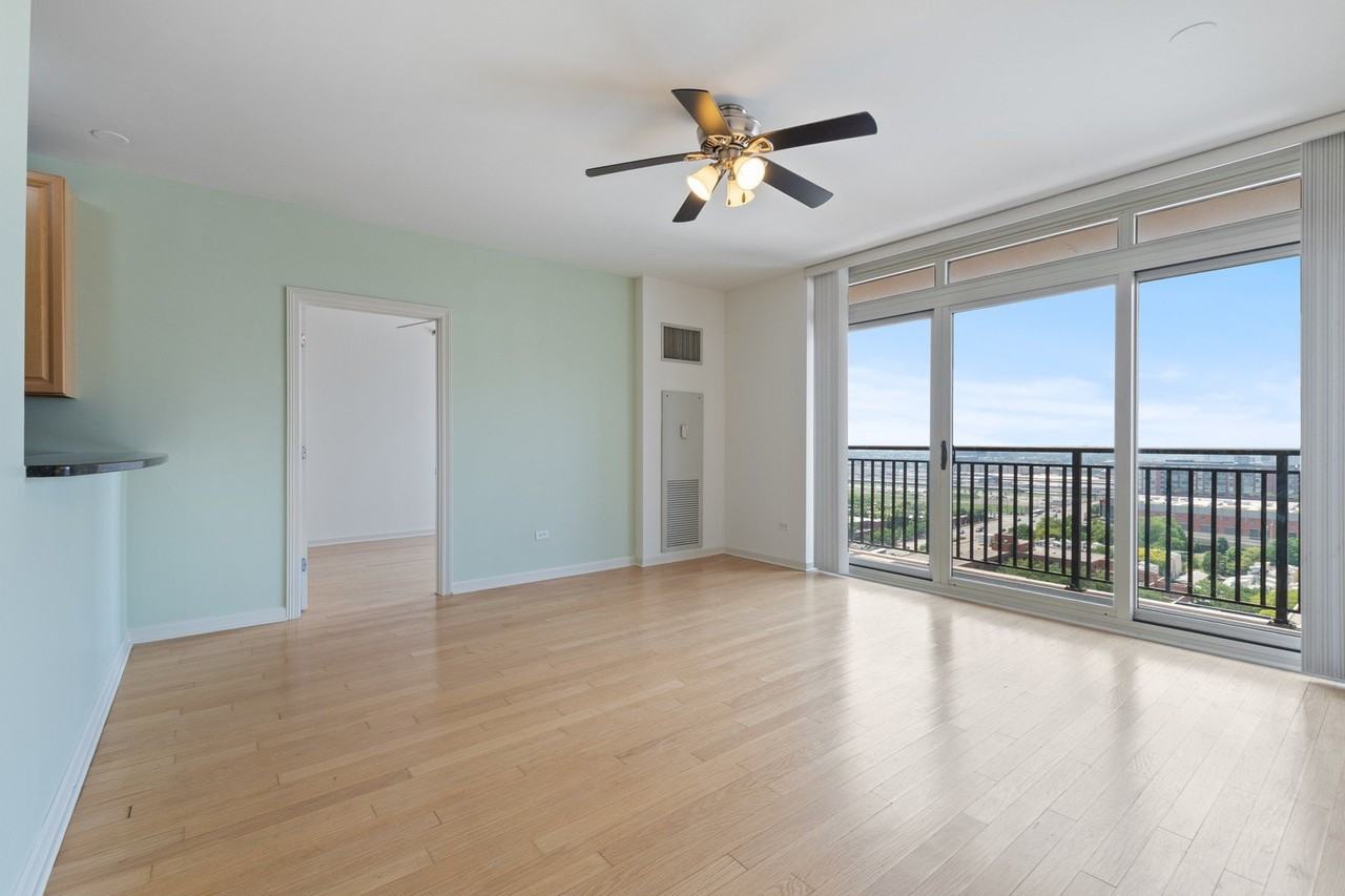 1111 S Wabash Ave #1908 - Photo 3 of 27