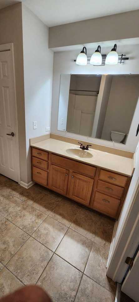 5119 159th St #3SE - Photo 6 of 9