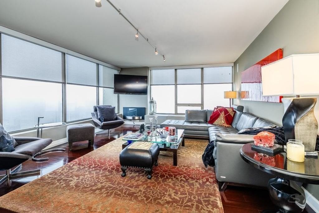 2800 N Lake Shore Dr #3814-3816 - Photo 4 of 43