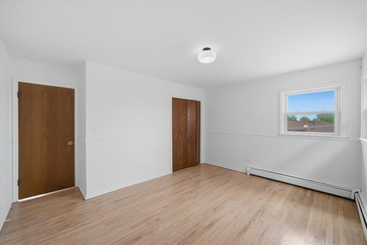 7709 W Marwood Ave #3S - Photo 6 of 10