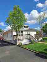 featured image of 120 Peale St