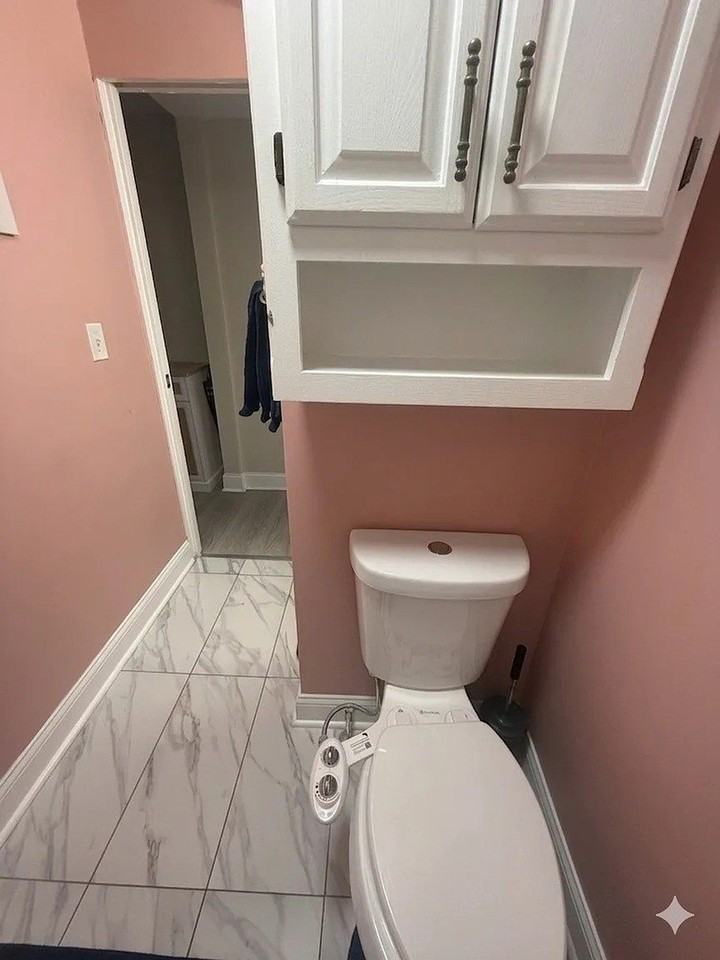 1812 W Erie St #2 - Photo 7 of 10