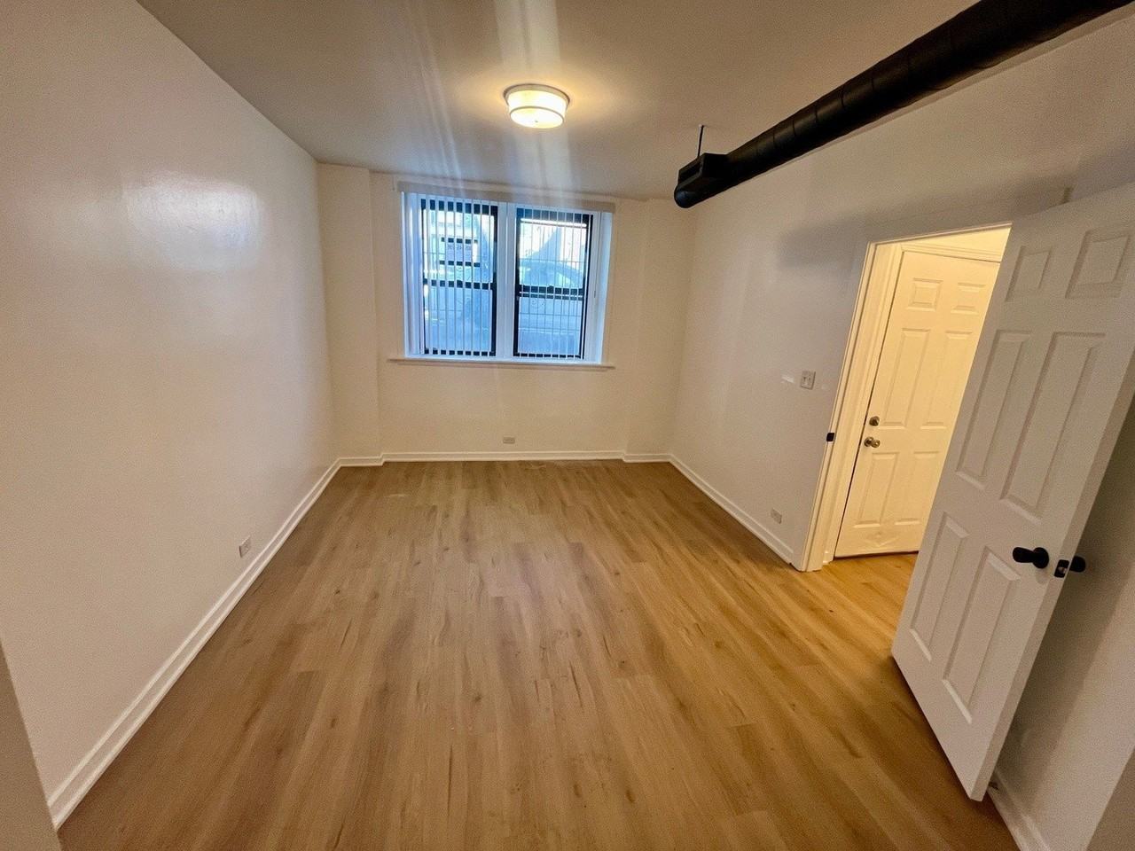 949 N Damen Ave #G - Photo 6 of 19