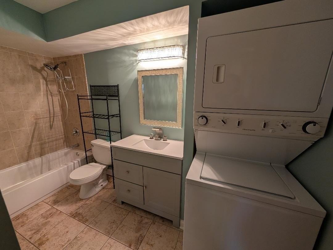 6348 Washington St #2B - Photo 7 of 12