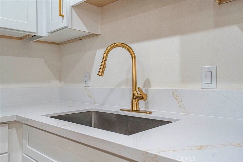 11633 Terradell St #B - Photo 6 of 23