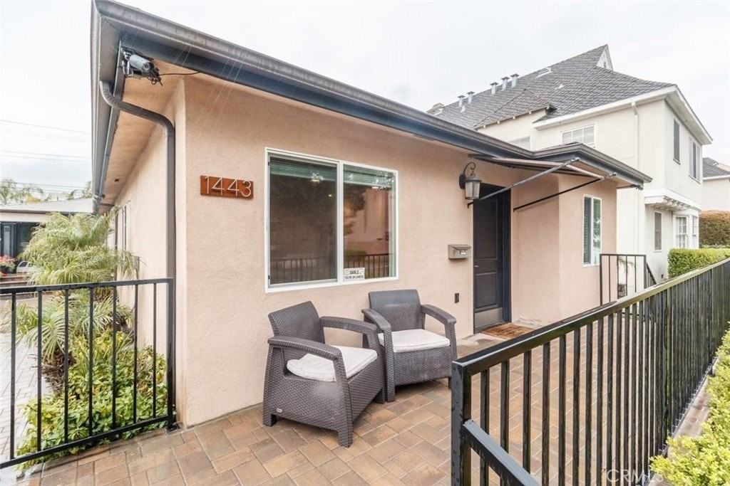 1443 E Broadway #A - Photo 4 of 24