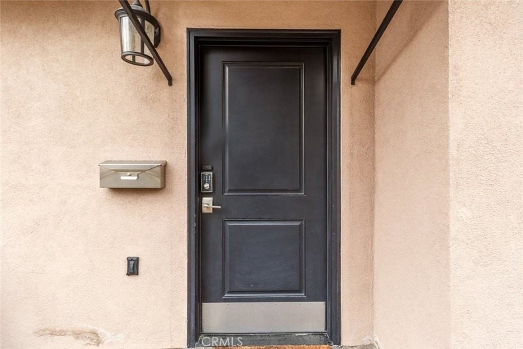 1443 E Broadway #A - Photo 7 of 24