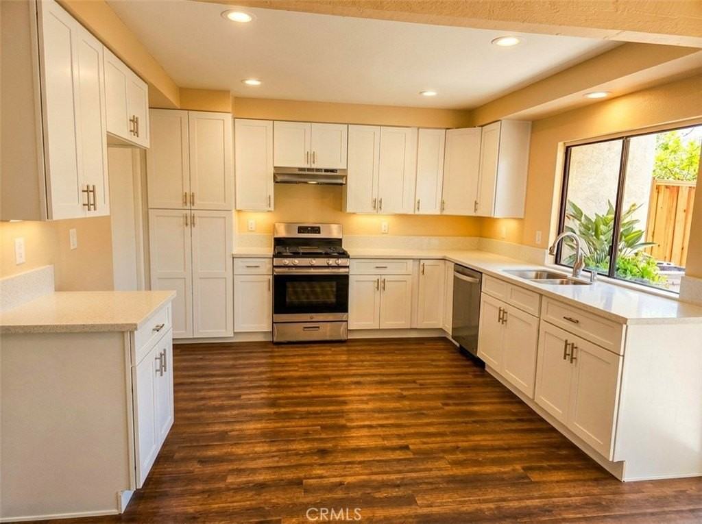 1538 Via Del Rio - Photo 4 of 14