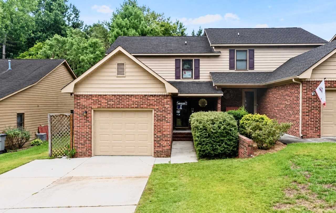 5551 Robmont Dr - Photo 2 of 20