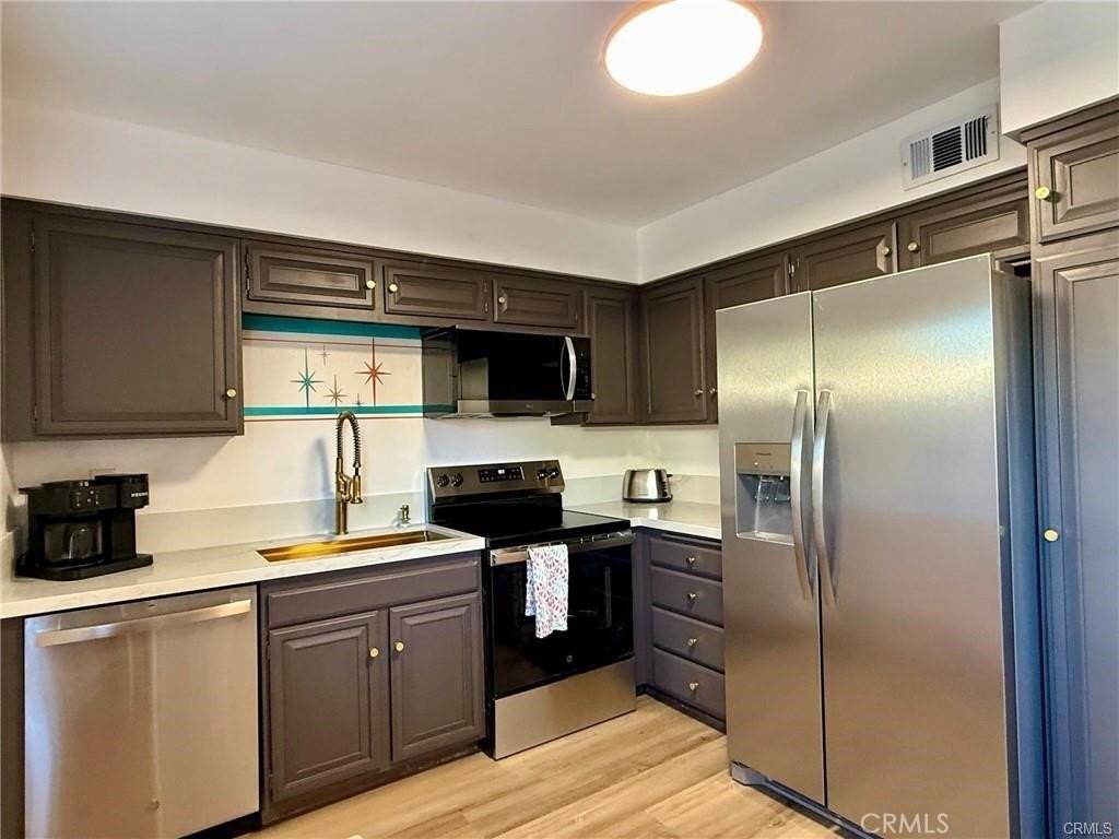 6134 Arroyo Rd #6 - Photo 7 of 17