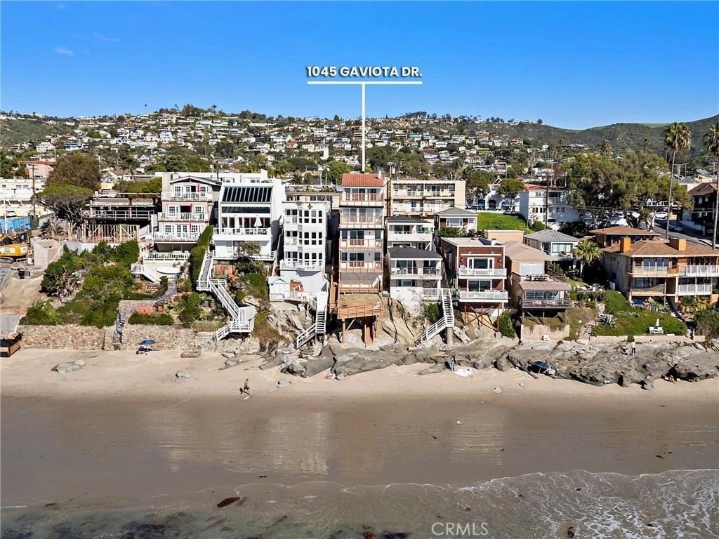 1045 Gaviota Dr #B - Photo 2 of 40