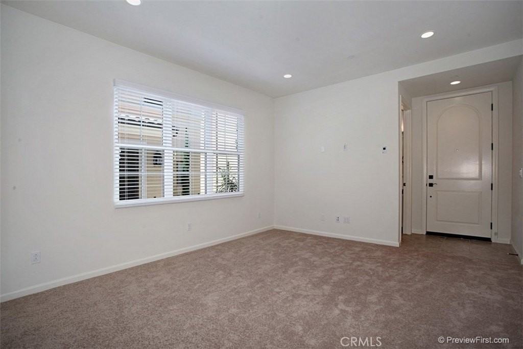 88 Painted Trellis - Photo 7 of 29