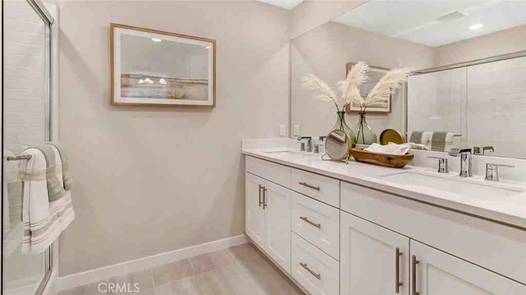 16126 Cannoli Ct #6 - Photo 6 of 25