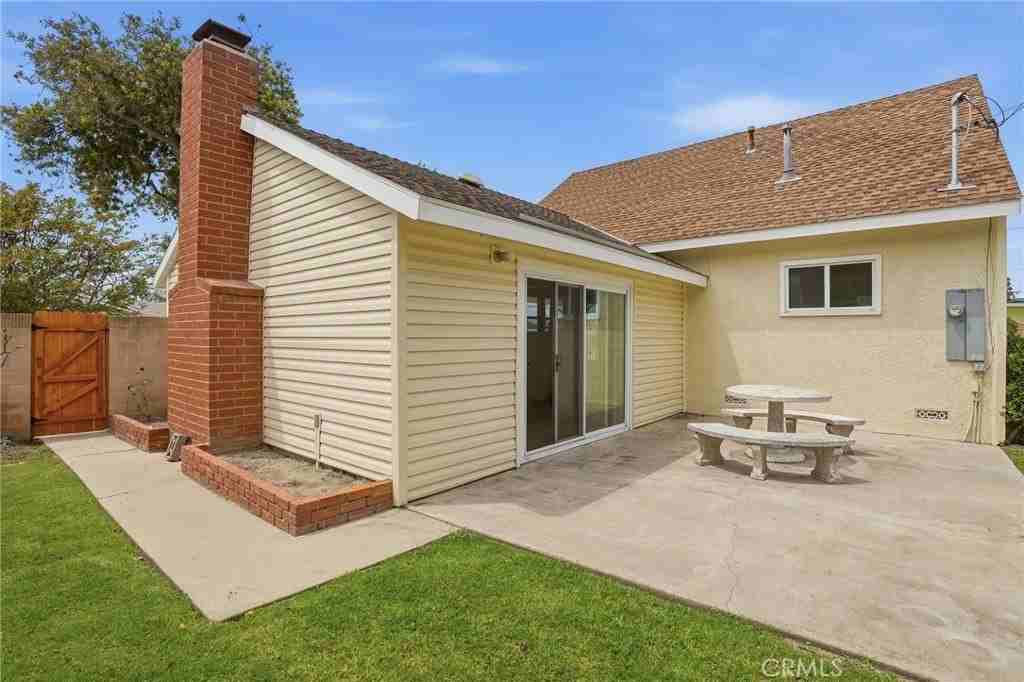 6211 Chickasaw Dr - Photo 6 of 50