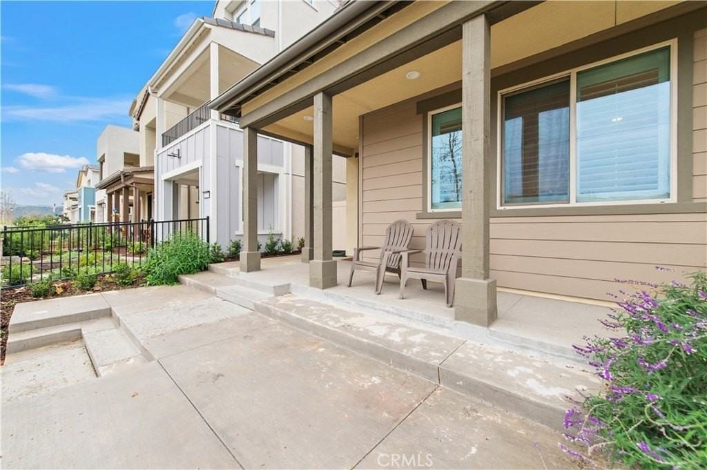 2261 Horseback Rd - Photo 3 of 29