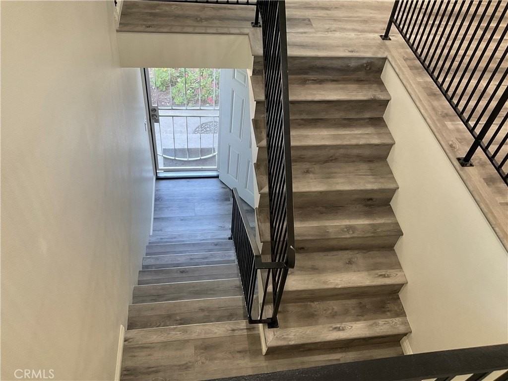 336 W La Veta Ave #D - Photo 3 of 32