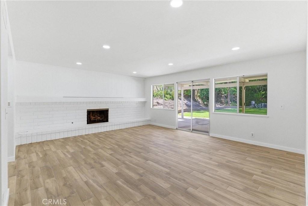 5415 E Willowick Cir - Photo 7 of 33