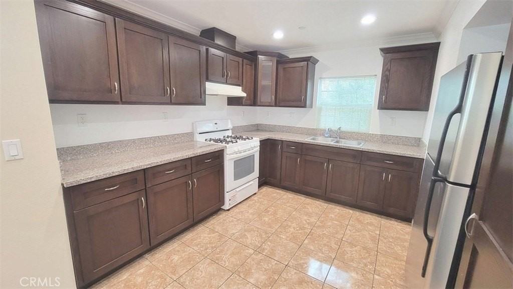 8754 Reading Ave #3 - Photo 7 of 17