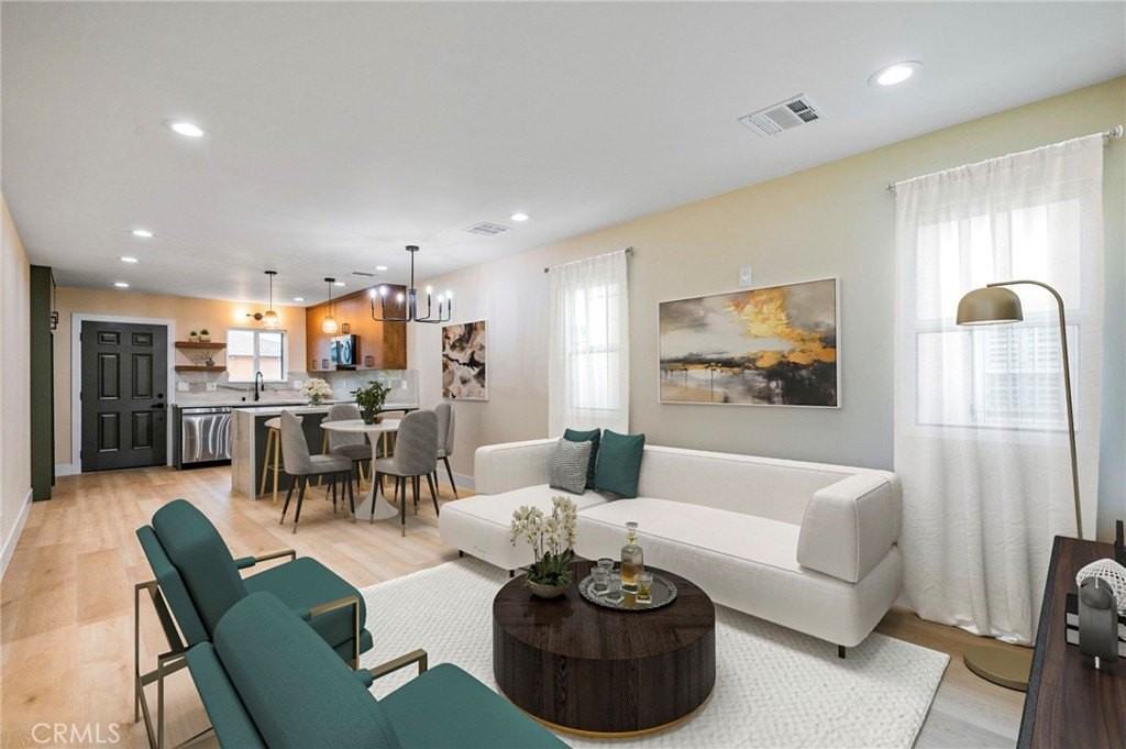 745 W 106th St - Photo 2 of 16