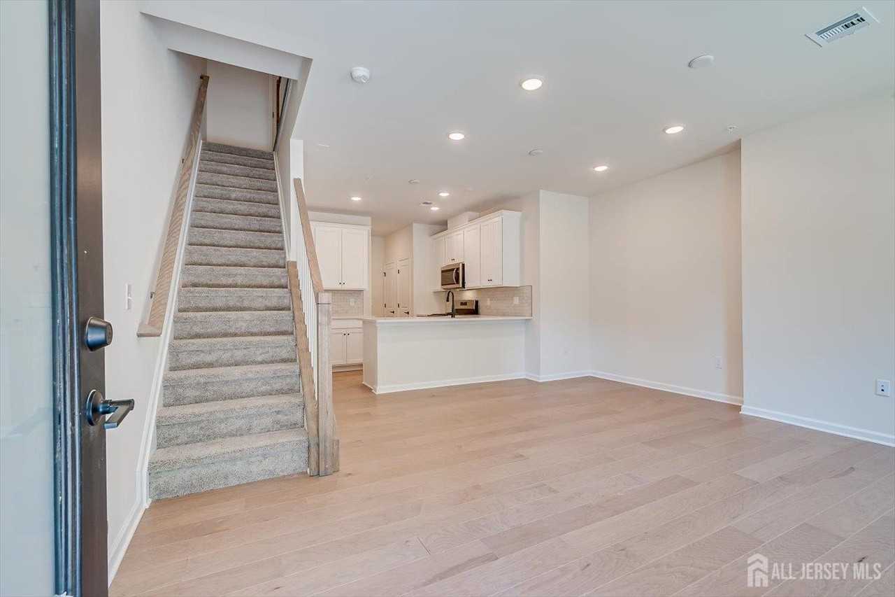 317 Sadie Cir - Photo 7 of 25