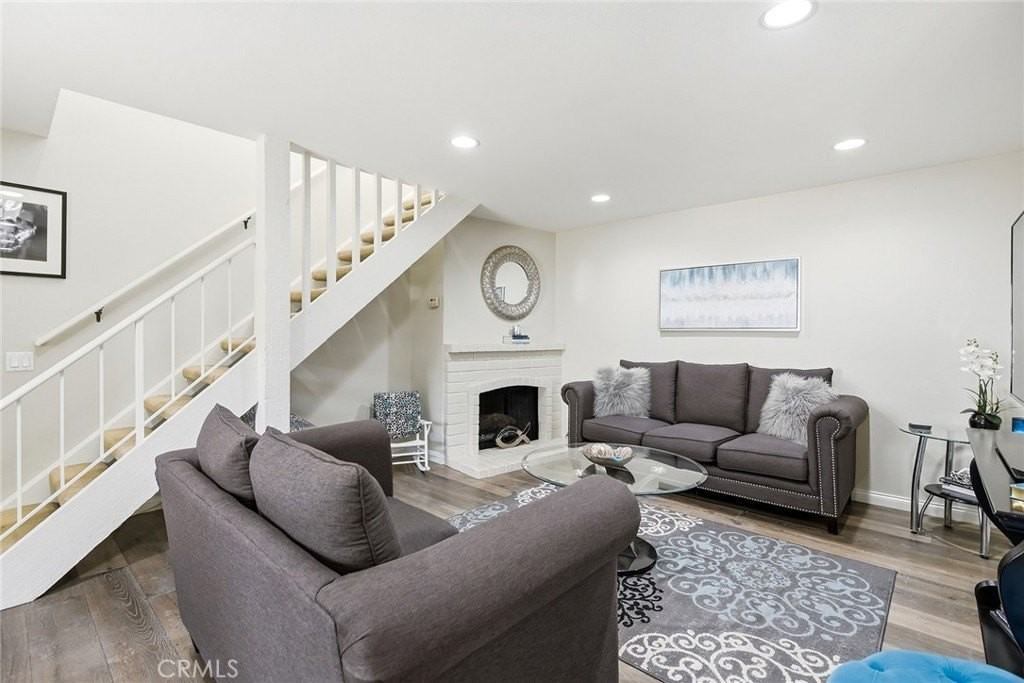 1794 Aleppo Ct - Photo 5 of 23