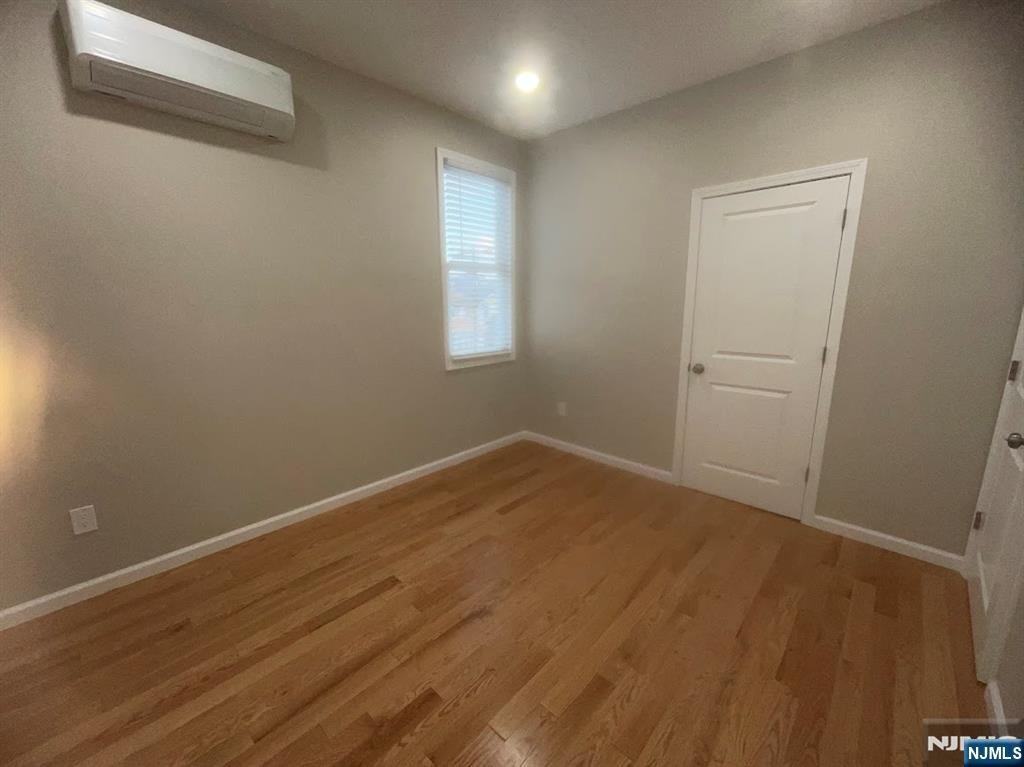 32 Rose St ##2 - Photo 7 of 9