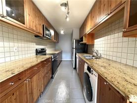 700 Westmount Dr #202 - Photo 1 of 1