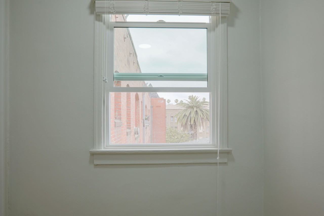 Catalina Apartments - Photo 4 of 13