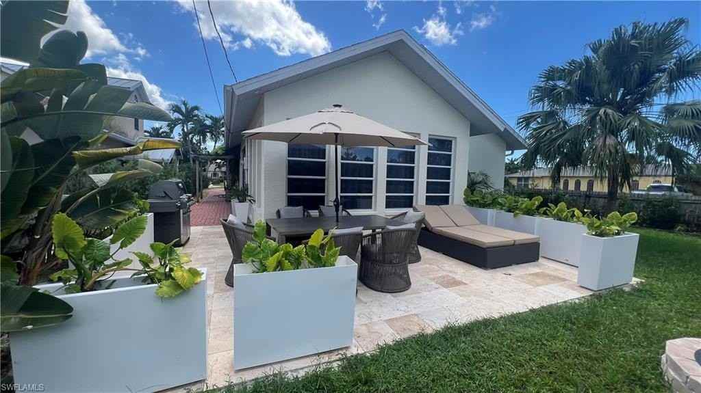 801 99th Ave N - Photo 2 of 17