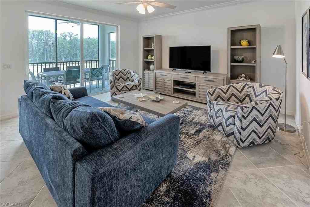 6046 National Blvd #436