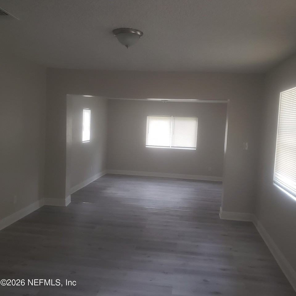 5531 Agra Ct - Photo 4 of 12