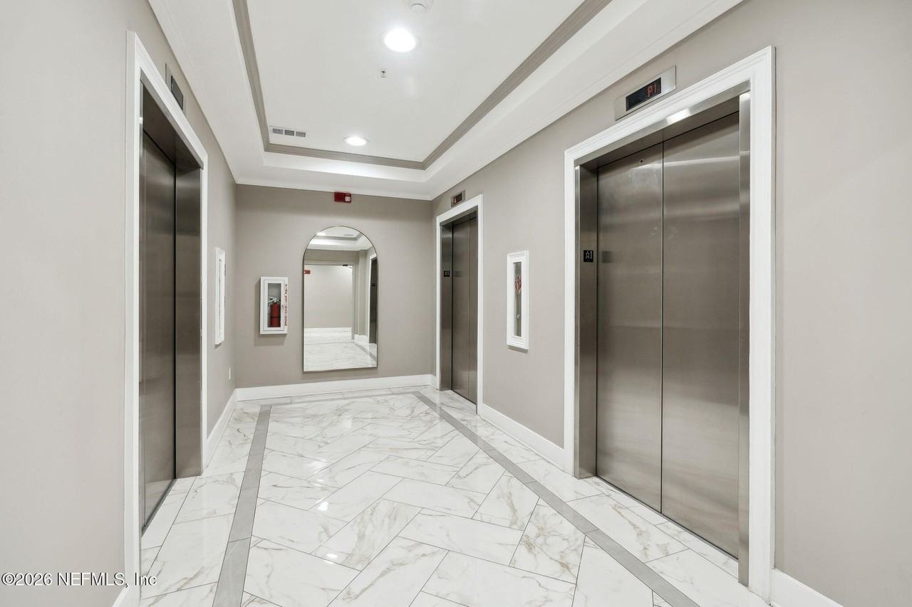 1478 Riverplace Blvd #1708 - Photo 7 of 50