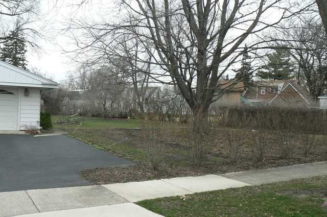 1106 S Sunset Ave - Photo 2 of 12